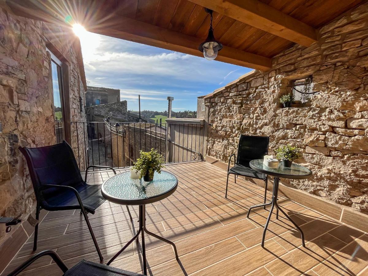 El Forn De Freixenet Con Servicios De Un Hotel Lleida Bagian luar foto